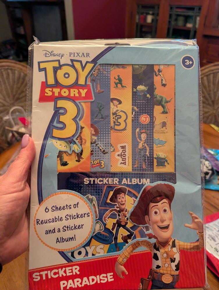 New 2010 Toy Story 3 – 6 Sheets Reusable Stickers & Paperback Album Sealed