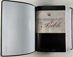 NKJV Defending the Faith Study Bible Charcoal Leathersoft Apologetics Press VG