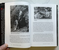 *Christo and Jeanne-Claude : A Biography by Burt Chernow 1st USA Edition Signed*