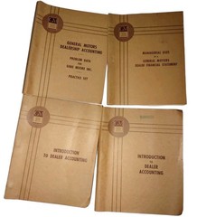 General Motors Institute DEALER ACCOUNTING COURSE BOOK LOT of 4 1956 Vintage GM