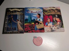 Charming Classics boxed set: Peter Pan Alice In Wonderland The Wizard Of Oz