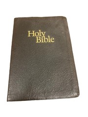 Vintage 1970 Holy Bible KJV Study Edition National Bible Press