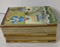 Miscellaneous Lot Of 14 Magic Tree House Books Mary Pope Osborne PB