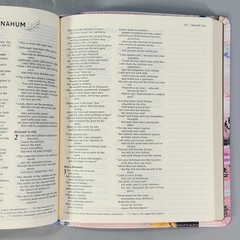 Zondervan NIV Artisan Collection Bible Jesus Word in Red Leathersoft Multicolor