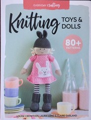 Knitting Toys & Dolls (Everyday Crafting)