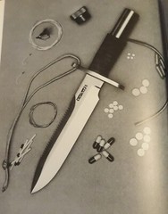 KNIVES AND KNIFEMAKERS BY SID LATHAM-152 Pages-PB-s-Exc.