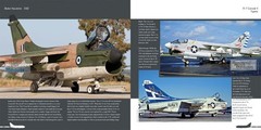 DHBDH032 Duke Hawkins Book – A-7 Corsair II
