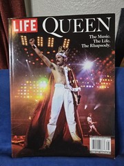 Queen In 3D by Brian May (Hardcover) – Stereo Book + Life Magazine