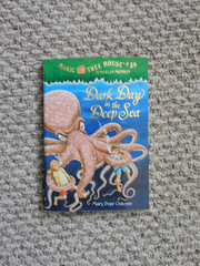 Lot of various Individual Magic Tree House Books: Mixed Publishers