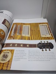 The Illustrated Directory of Guitars Nick Freeth 2006 Hardcover 752 Pages